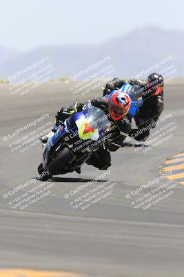 media/May-14-2023-SoCal Trackdays (Sun) [[024eb53b40]]/Turn 12 (1145am)/